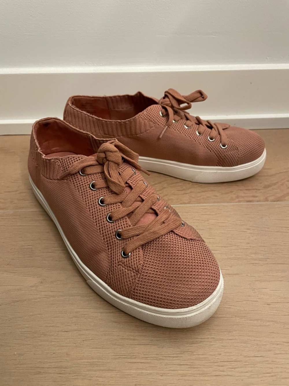 IN EVERY STORY Knit Lace-Up Sneakers in Dusty Rose, 7W